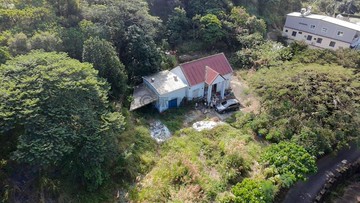 燕巢深水|南勢崙段|需修繕農莊｜高雄市燕巢區南勢崙段