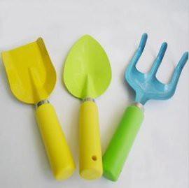 【兒童園藝工具-三件套】工具三件套 環保認證 出口歐美 小鏟 尖鏟 方鏟 耙，產品長度約20cm-5101003
