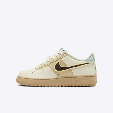 NIKE Nike Air Force 1 Lv8 GS [HQ3473-122] 大童 休閒鞋 運動 經典 燈芯絨 舒適 米棕