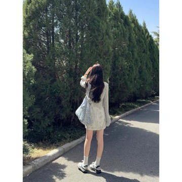 冷淡風鹽系穿搭套裝夏季絕美灰色開衫上衣碎花吊帶連衣裙子兩件套