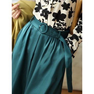 優雅邂逅 孔雀藍高腰顯瘦緞面半身裙中長裙子女春