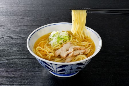 まる梅 かほく谷地の温かい肉中華 （鶏 ラーメン）　生麺（約150g）×6人前セット！