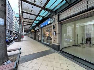 姚傑逢甲水湳臨路金透天｜店面+7間套房附平車｜台中市西屯區文華路
