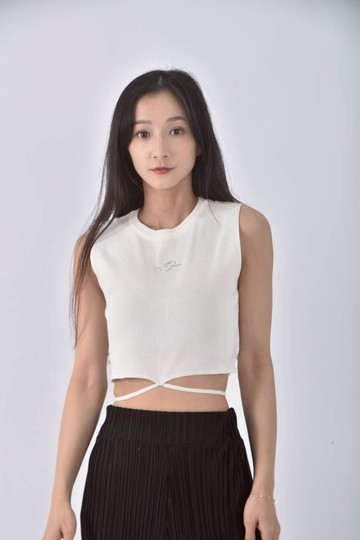 (S) 【粿粿私服】質感修身短版針織綁繩無袖背心白色上衣