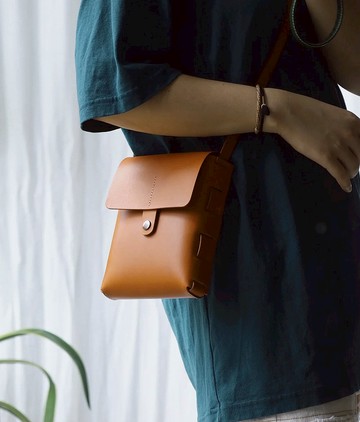 【客订版】手机包 真皮编织小挎包