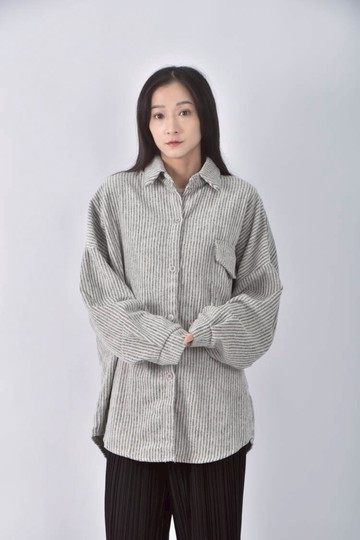 (F) 質感條紋灰色外套