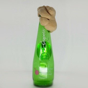 攀到頂峰-木樽蓋雕