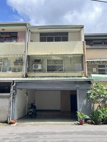 THD長安透天臨8米路前院可停兩車｜隨時看屋｜台中市太平區長安路