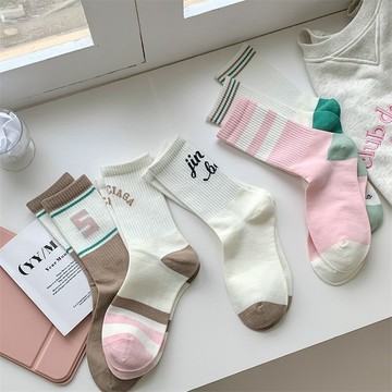 🧦台灣現貨實拍🧦377#甜美運動風中筒襪 小腿襪 襪子 長襪 中筒襪 襪子中筒襪 小腿襪 中筒襪女 動物襪 素色襪 襪子