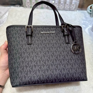 【MK｜全新】現貨 MICHAEL KORS 托特包 小號 滿版 兩用包 斜背包｜Little Bee 小蜜蜂精品