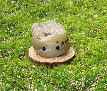 能量原礦晶洞-天然瑪瑙白晶洞療癒精靈 能量擺件 消磁淨化 財運