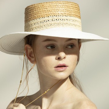 Emilia has Wanderlust-旅行偏執症的艾蜜莉亞