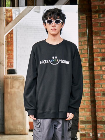 大微笑英文大學T