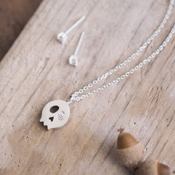 2 件套）白色耳针和骷髏項鍊 925銀
