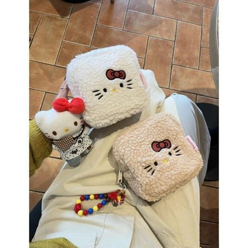 kitty化妝包🎀 新款原創羊羔毛刺繡kitty化妝包可愛大容量小方包姨媽巾收納包