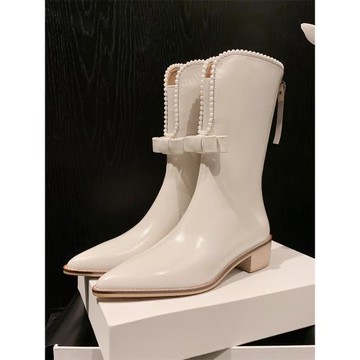 溫柔系~顯瘦尖頭粗跟珍珠蝴蝶結中筒靴小香風白色短靴女春秋單靴