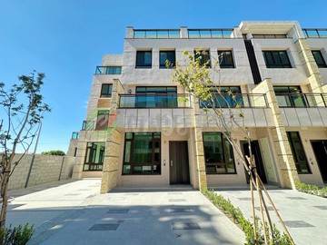 【小薰】沙鹿山水全新完工前院停車孝親別墅｜台中市沙鹿區東晉二街