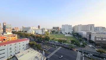德賢德惠商圈|近日月光 台積電 中高樓層三房車位｜高雄市楠梓區德民路