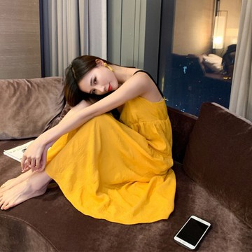 夏季新款歐洲站復古港味韓版純色吊帶裙甜美森系v領連衣裙子2022