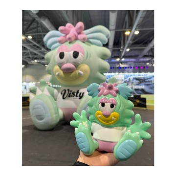 【TACKSTHGOOD】(限量現貨1隻已售出) 2024 香港ComplexCon 最新Verdy糖膠公仔 只有一隻!