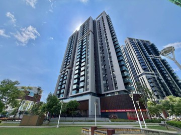 中都濕地公園｜2年屋｜高樓邊間三房平車｜高雄市三民區美都路