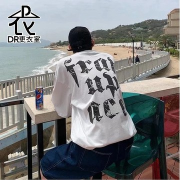DR更衣室-短袖T恤 潮牌寬鬆五分袖新款暗黑潮流嘻哈塗鴉印花大尺碼5XL上衣【NL622219】