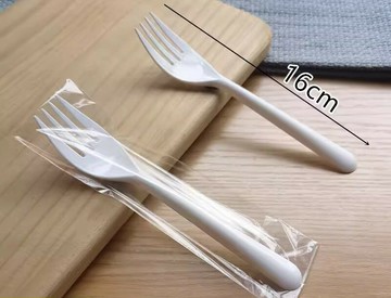 一次性餐具 四齒叉子 (黑、白) 100入/包 【良鎂咖啡餐飲烘焙批發】