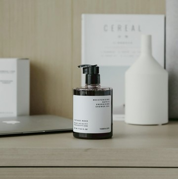 預購【Verbena Linn 黎伊】香氛沐浴露 香水沐浴露 500ml - 柏林少女 - 官方直營