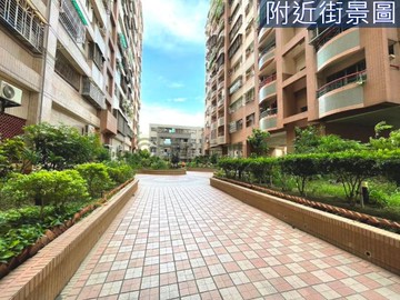 楠梓交流道｜仁翔社區商圈｜收租3套房4雅房+平車｜高雄市楠梓區常德路