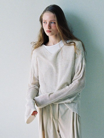 Loose Fit Slit Pullover Sweater [2colors]