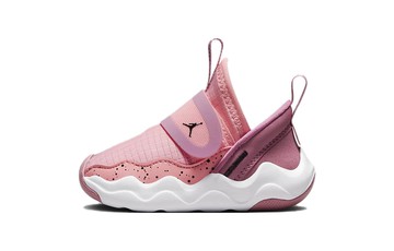 JORDAN 23/7 TD CORAL CHALK