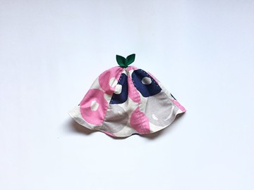 那是越來越大的葉子帽子糖果粉紅