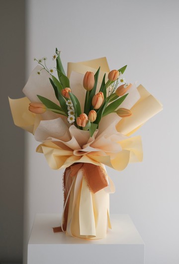 白色情人節 鬱金香 韓式花束 女友禮物