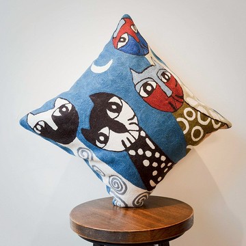 喀什米爾 羊毛編織 圖騰抱枕套－藍夜貓咪 黑白