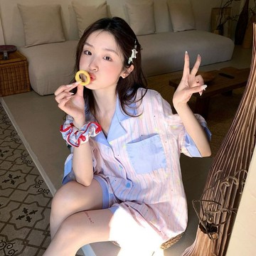 【臺灣出貨 免運】2026夏季條紋星星短袖睡衣女士新款可愛撞色開衫套裝家居服可外穿