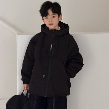 【中大男童】簡約純色派克風加厚鋪棉外套