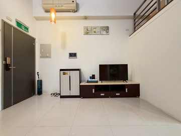 專任捷豹後棟近南京復興站｜台北市中山區長春路