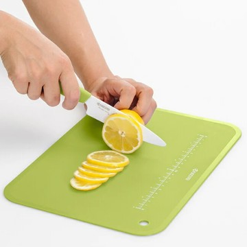 日本京瓷Kyocera 彩色可彎防滑砧板 綠色(L)