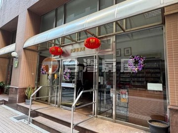 小邱推薦/美麗宮廷超大四房車｜桃園市中壢區九和五街