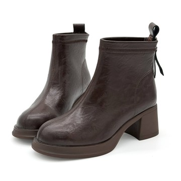 Michell柔霧界線百搭真皮微光柔皺厚底方跟短靴