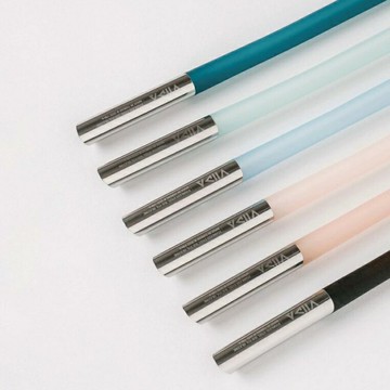 【怡家藥局】VIIDA UiU 環保便攜吸管 (粗) 含收納盒 Joy環保矽膠吸管-彩色 Chubby多功能清潔刷