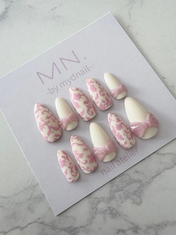 粉紅花影與立體緞帶 氣質款訂製穿戴甲