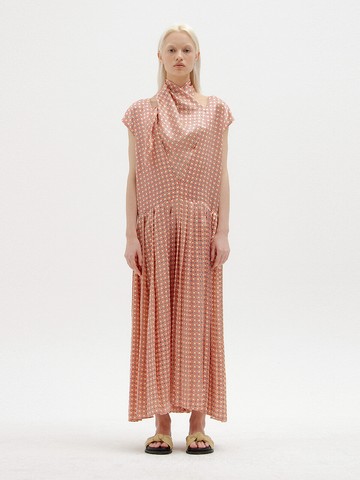 SOVIANNE Sleeveless Pleated Dress (Orange Multi)