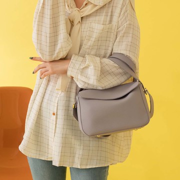 天藍小舖-經典荔枝紋手提/斜背方包-共7色-$490【A17175042】