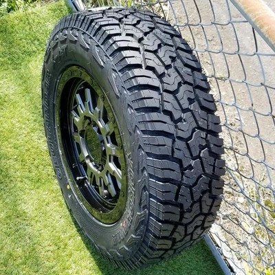 値段が激安 200系ハイエース ヨコハマタイヤ+18インチアルミホイール4 