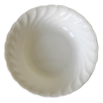 旋紋沙拉缽 16.5公分寬 4.5公分高 380毫升  白色  1個