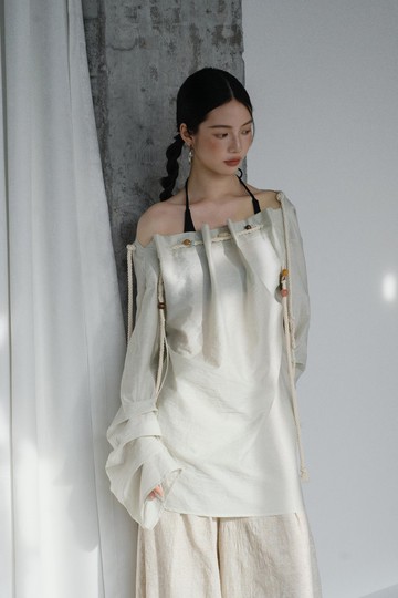 淡綠色串珠寬松清冷感小眾長袖襯衫