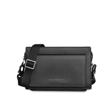 BRAUN BUFFEL 台灣總代理 紐瓦斯 小型橫式斜背包-黑色/BF534-02-BK