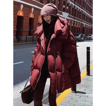 時尚大牌高級感紅色羽絨服女2025冬新款寬松連帽小個子中長款外套