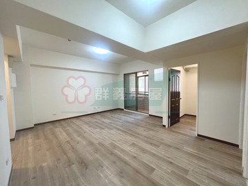 承義漁伯逢甲商圈美三房平車｜台中市西屯區西屯路二段